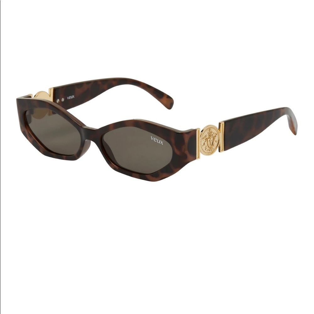 Veux Kensington Sunglasses 😎